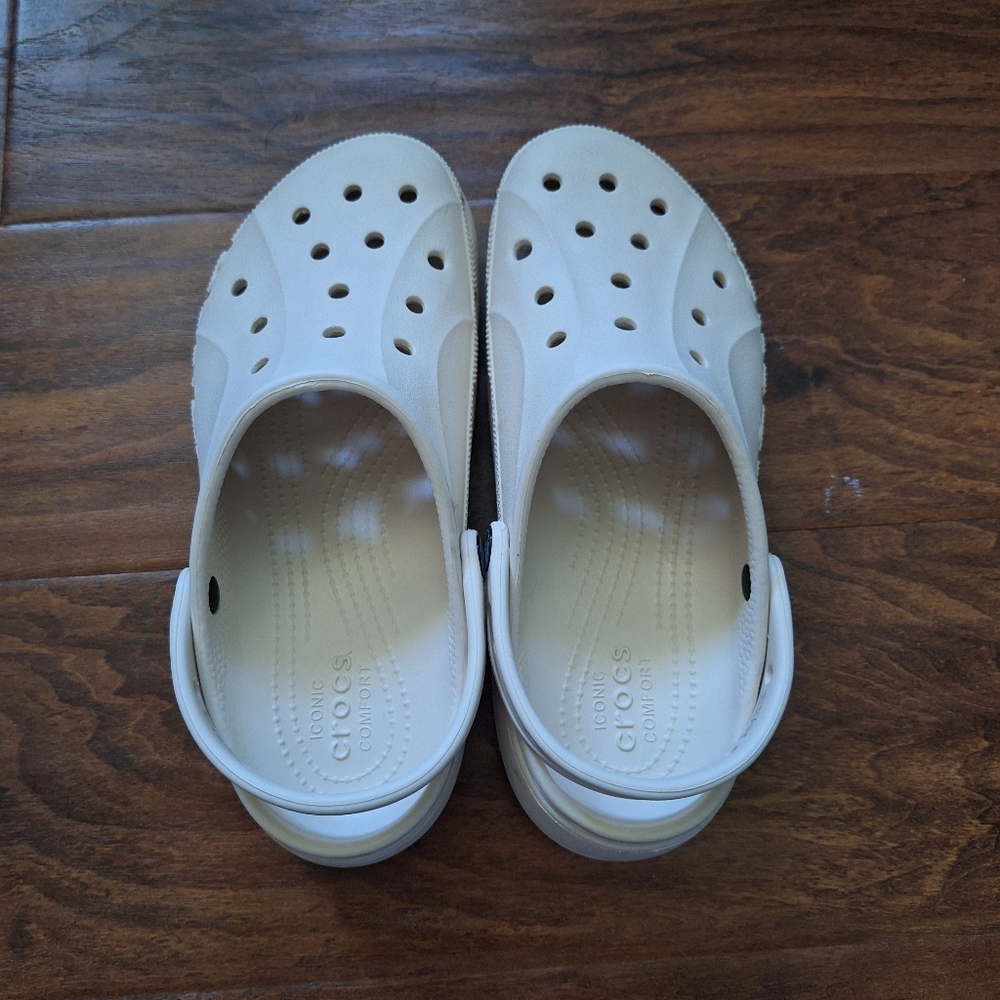 Platform Crocs - Picture 7 of 7